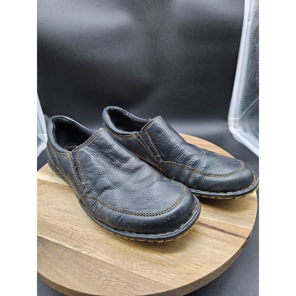 B.O.C. Black Leather Slip On Shoe Womens Size 7